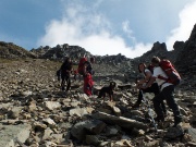 62 sguardo a monte verso la selletta da cui siam discesi...